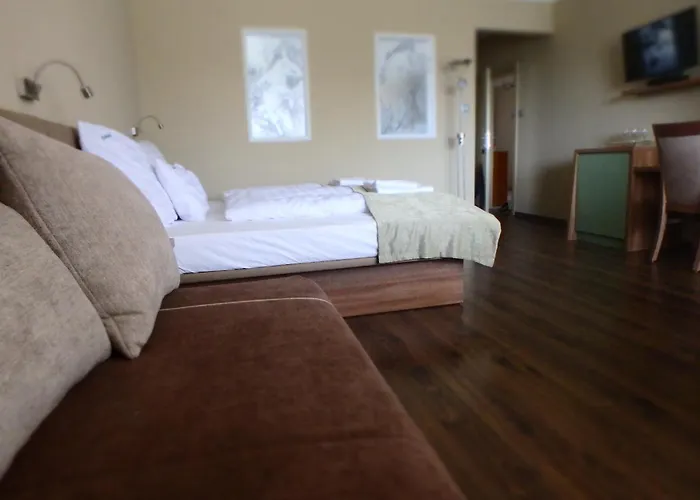 בית הארחה Admiral Felnottbarat Szallashely