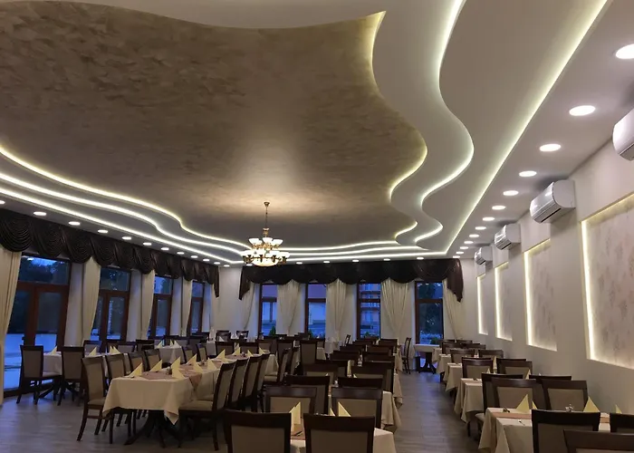 Admiral Felnottbarat Szallashely 4* Kehidakustány